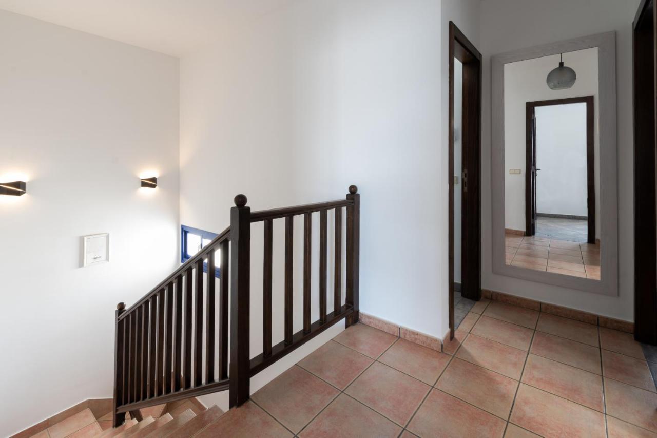 Luxury 3-Bedroom Villa With Heated Private Pool - In Marina Rubicon, Playa Blanca, Lanzarote 외부 사진
